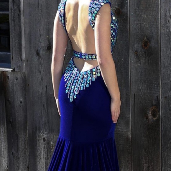 !SOLD! Velvet prom or pageant gown - Picture 3 of 8